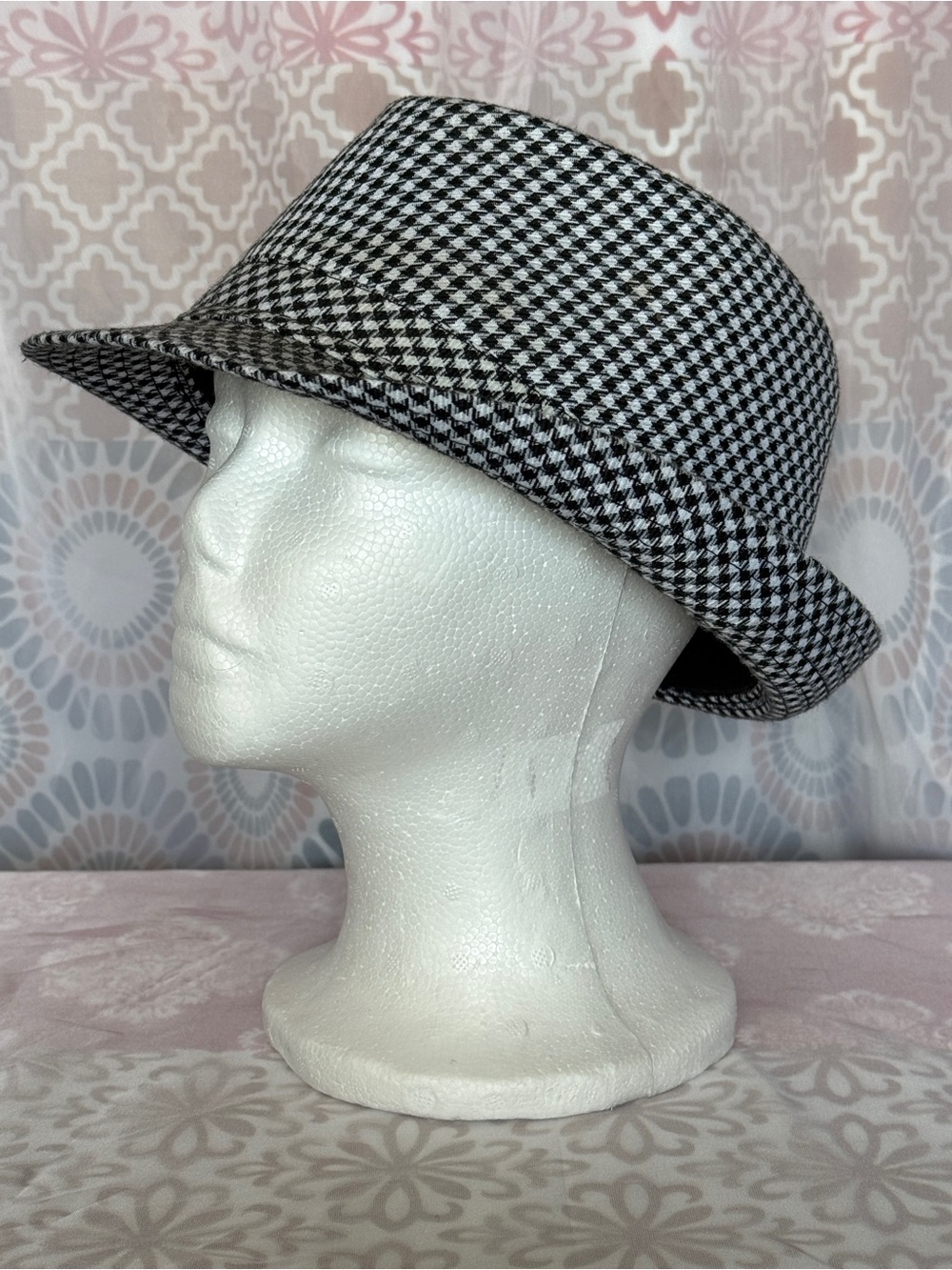 L/XL George Black and White Houndstooth Bucket Hat Fedora